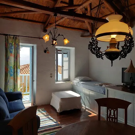 Elma's - Traditional Blue ηouse Avra * Kırlangıç