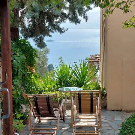 Elma's - Traditional Blue ηouse Avra Tatil Evi